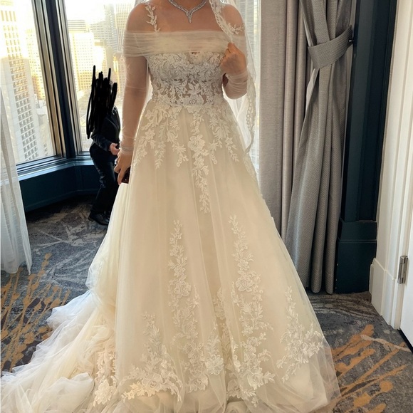 Wedding Dress Size US 8 UK 12 - Picture 5 of 9